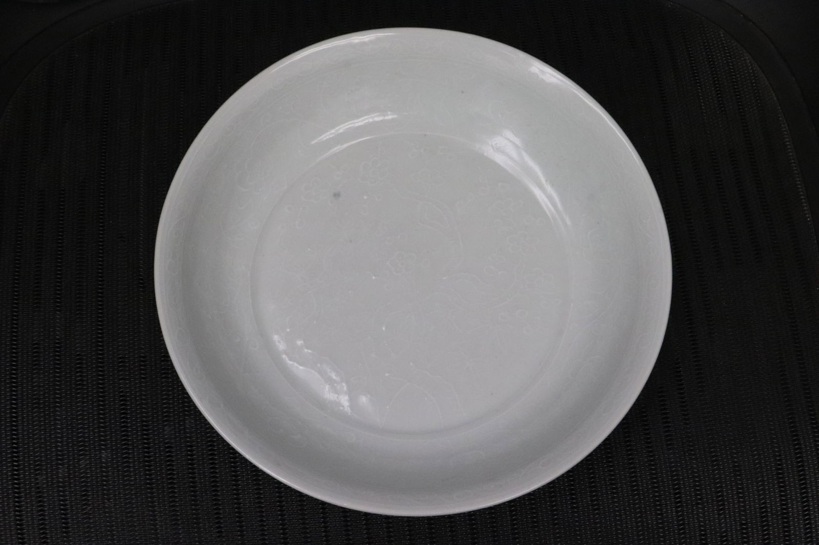 Chinese light celadon porcelain plate (1 of 9)