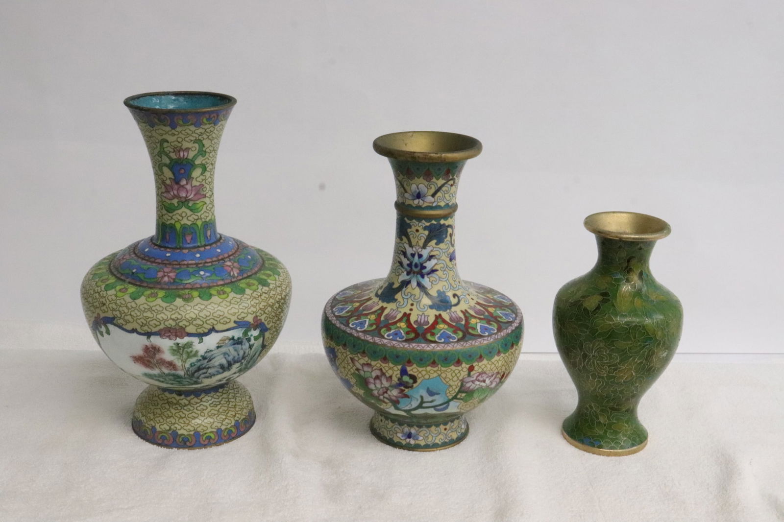 3 Chinese cloisonne vases: 3 Chinese cloisonne vases, 6.15"x3.4"dia - 8.9"x5.5"dia