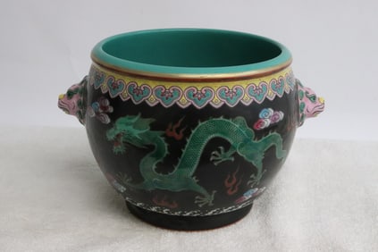 Beautiful Chinese famille rose porcelain censer