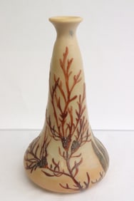 Beautiful French Legras overlay cameo glass vase