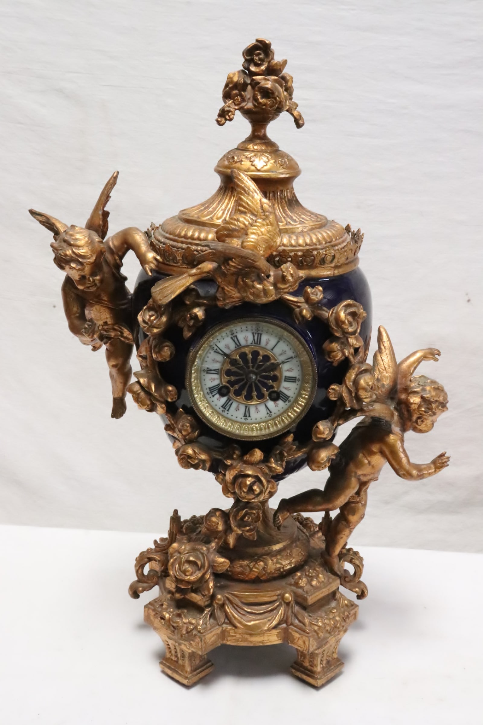 19th century French clock with blue enamel body (1 of 13)