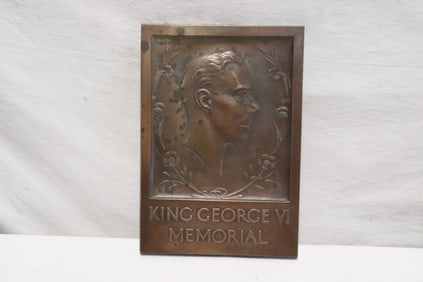 Bronze wall plaque depict portrait of King George VI