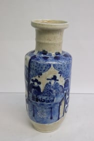 Chinese 18th/19th c. Chinese blue and white vase