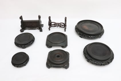 Lot of Chinese wood stands