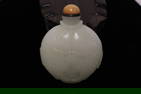 Chinese antique white Peking glass snuff bottle