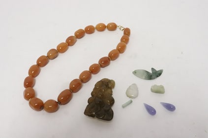 jadeite bead necklace, an agate carving, & misc. jade pieces