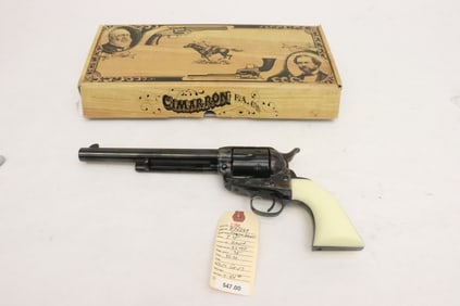 Uberti, Cimarron, Model P, 32-20 / 32 WCF, Revolver