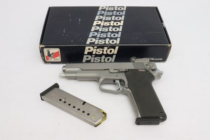 Smith & Wesson, 1006, 10mm, Semi auto