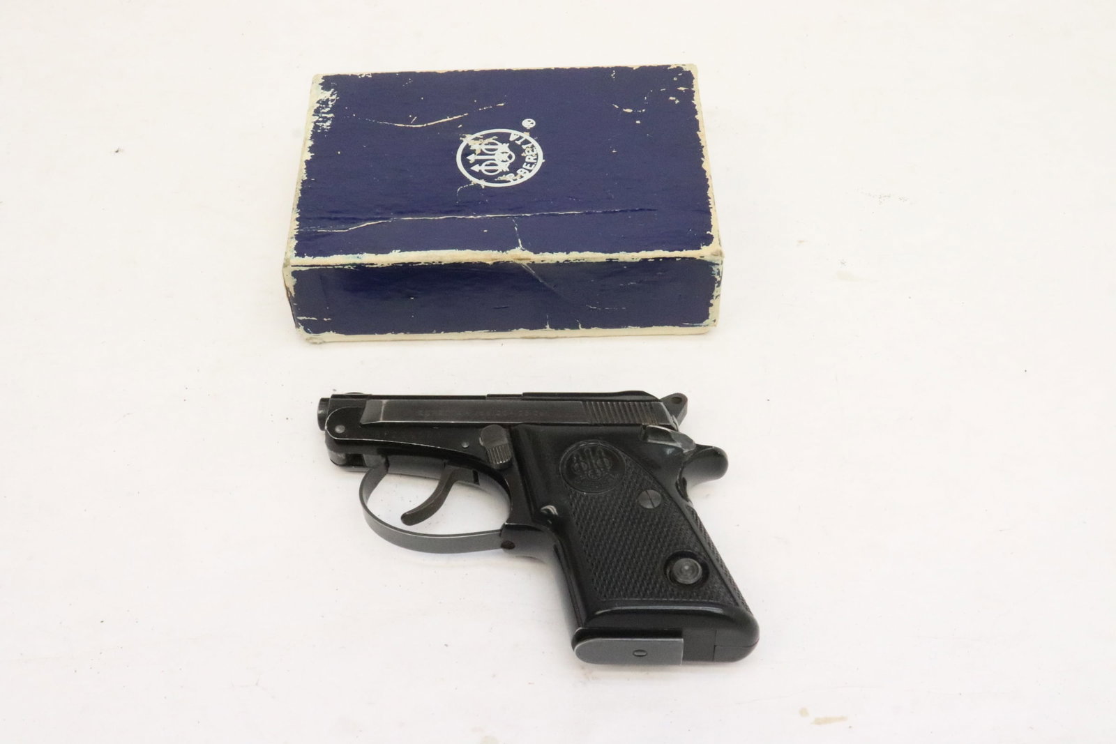 Beretta, model 20, 25 auto, Semi auto: Barrel length: 2.3", serial #: BE12960V, in box. NO California buyer, out of state buyers only, no international shipping, no California transfer. Buyer is responsible for checking local laws before b