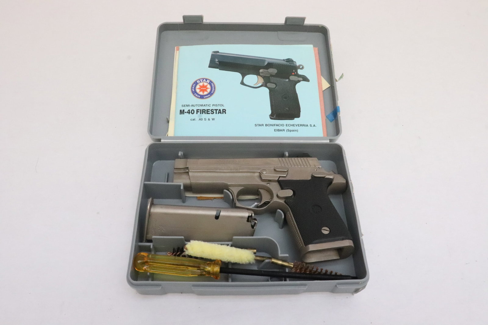 Star Eibar, M40-Firestar, 40 SW, Semi auto: Barrel length: 3.3", serial #: 2019152, Produced from 1990-1997. NO California buyer, out of state buyers only, no international shipping, no California transfer. Buyer is responsible for checking loc