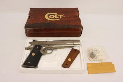 Colt's MFG co., Gold Cup National Match, 45 ACP, Semi auto