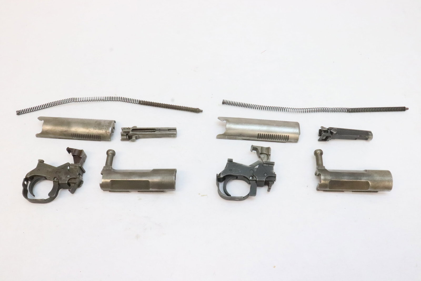 2 bags of gun parts: 2 bags of gun parts