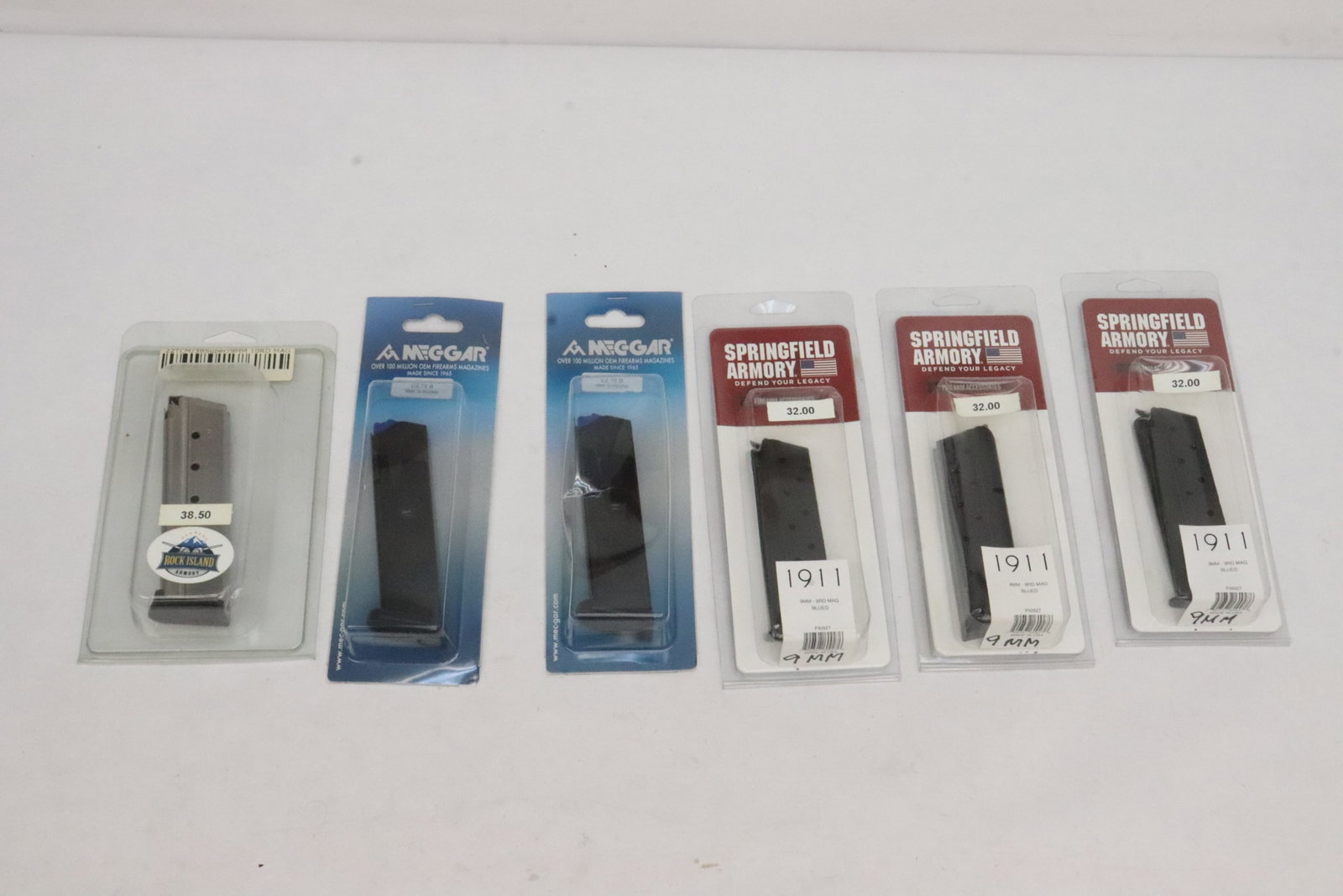 6 magazines, new in box: 6 magazines, new in box