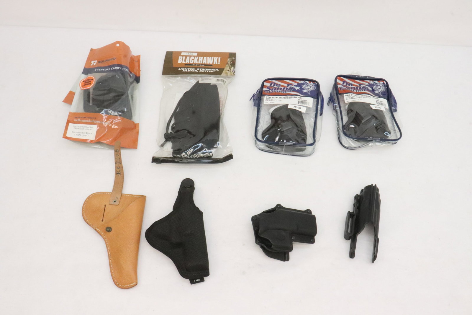 6 pistol holsters: 6 pistol holsters