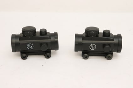 2 red dot sights