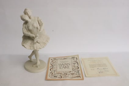 Franklin mint bisque sculpture "swan lake"