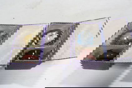 2 Chinese inside painted crystal balls