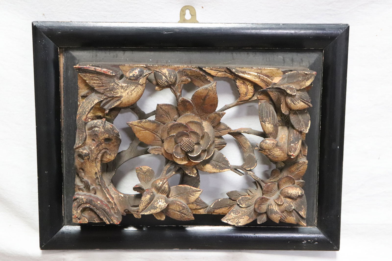 Antique Chinese carved giltwood wall hanging (1 of 5)