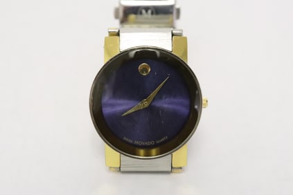 A man's wrist watch, not authenticated