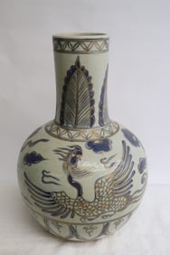 Chinese blue and white porcelain bottle vase
