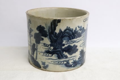 Large Chinese blue & white porcelain brush holder