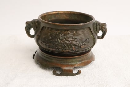 Chinese bronze censer with bronze stand