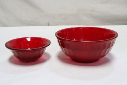 2 red Peking glass bowls