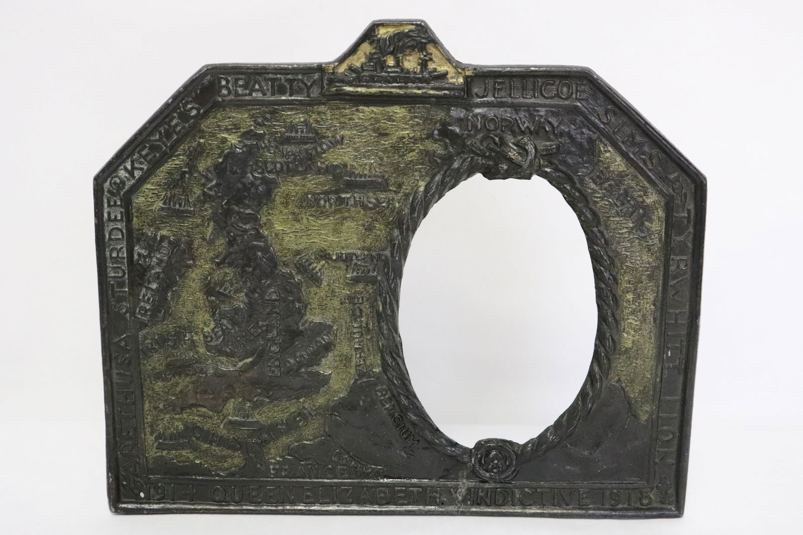 WWI picture frame, repair on bottlem (1 of 9)