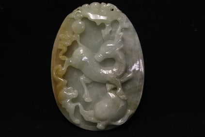 Chinese jadeite carved pendant