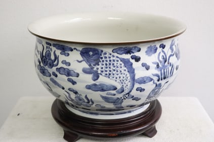 Chinese vintage porcelain planter w/ original rosewood stand