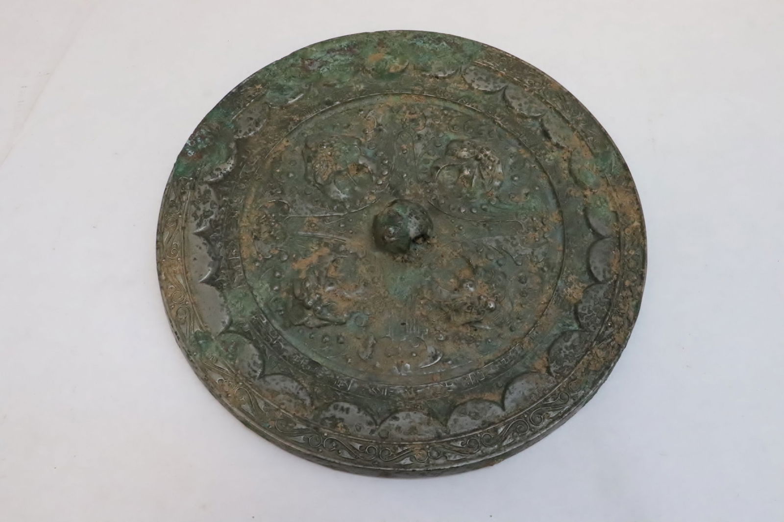 Chinese very heavy Han dynasty bronze mirror, c100AD (1 of 7)