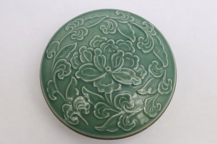 Celadon porcelain box
