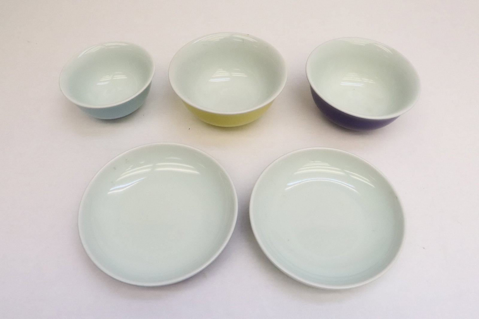 5 Chinese single color glazed porcelain bowls: Collection of 5 Chinese single color glazed porcelain bowls, 2.1"x4.35"dia - 1.75"x5.85"dia