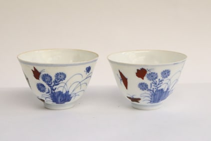 Pair Chinese doucai porcelain tea cups