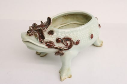 Chinese red and white porcelain water dripper
