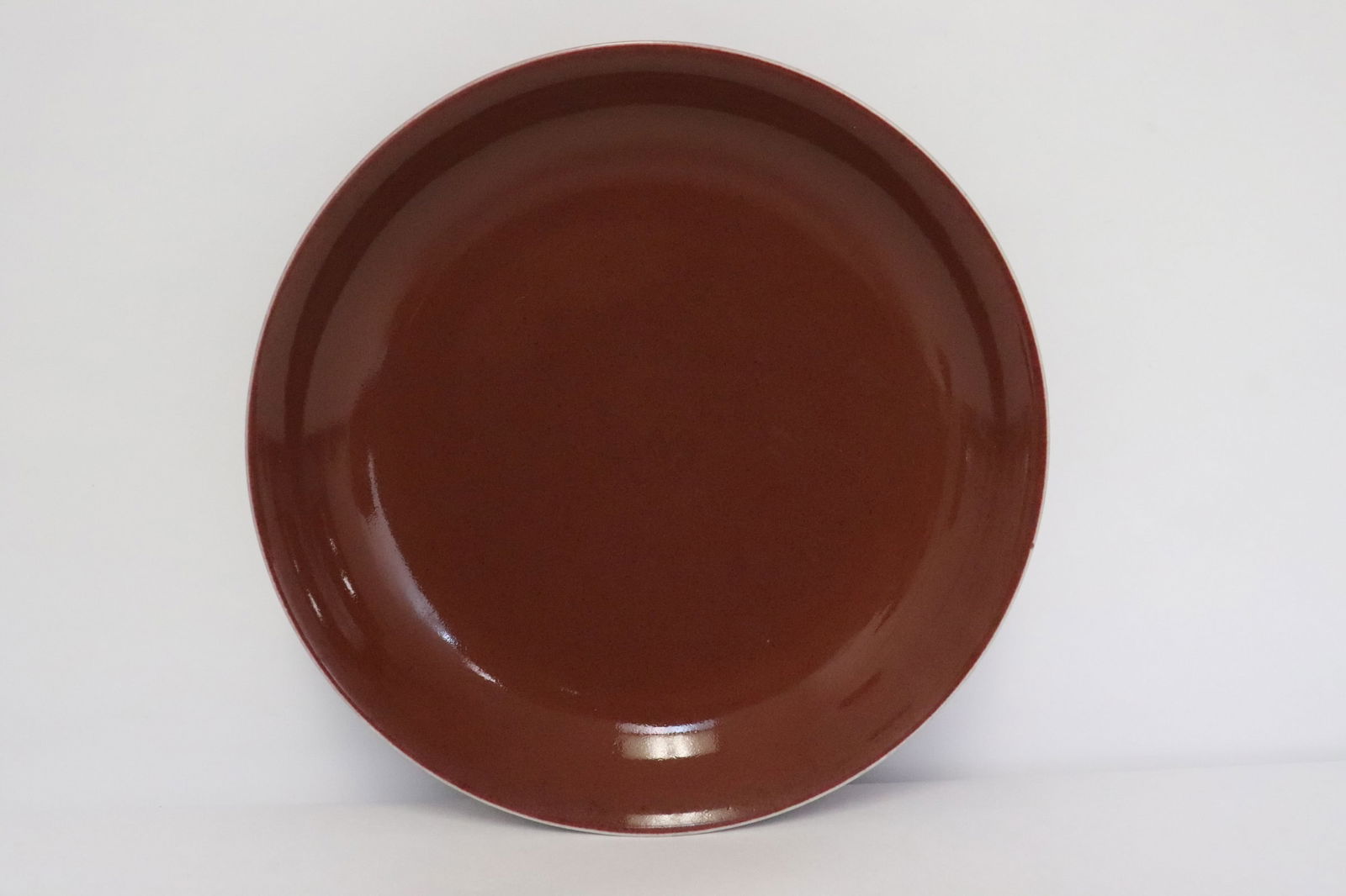 Fine Chinese red glazed porcelain plate (1 of 8)
