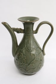 A celadon wine server