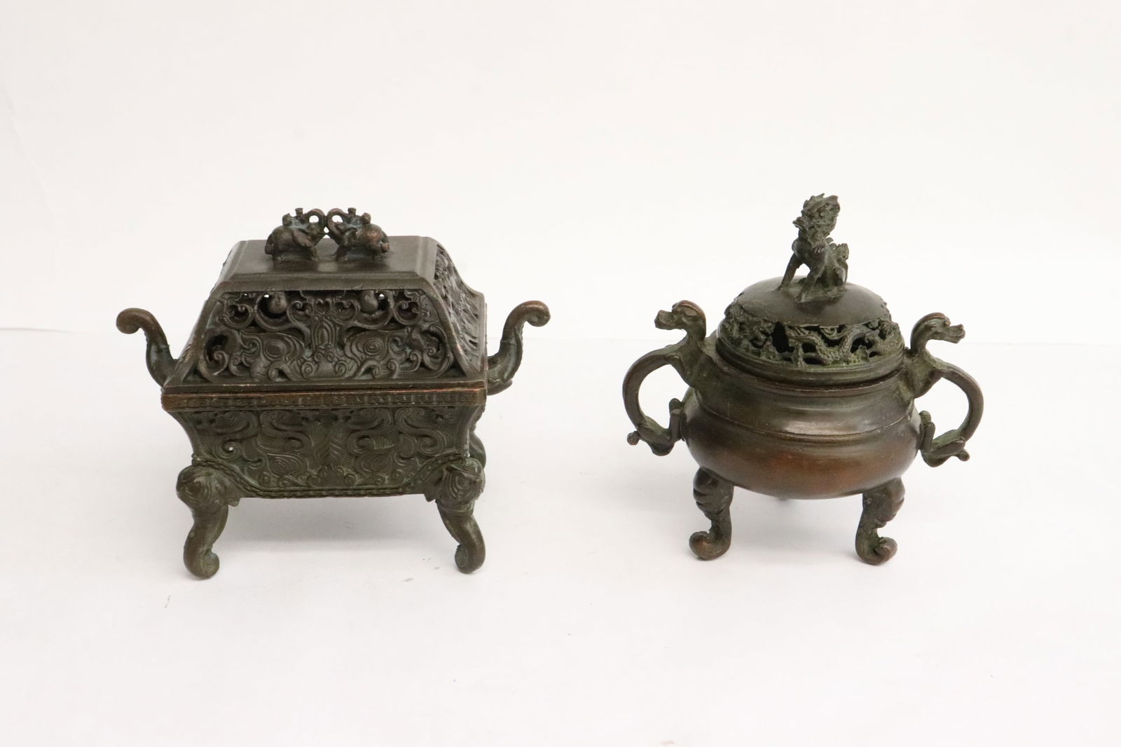 2 small bronze censers (1 of 10)