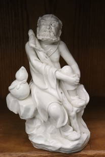 Fine Chinese blanc de shin sculpture of deity: Fine Chinese blanc de shin sculpture of deity, 10.15"H