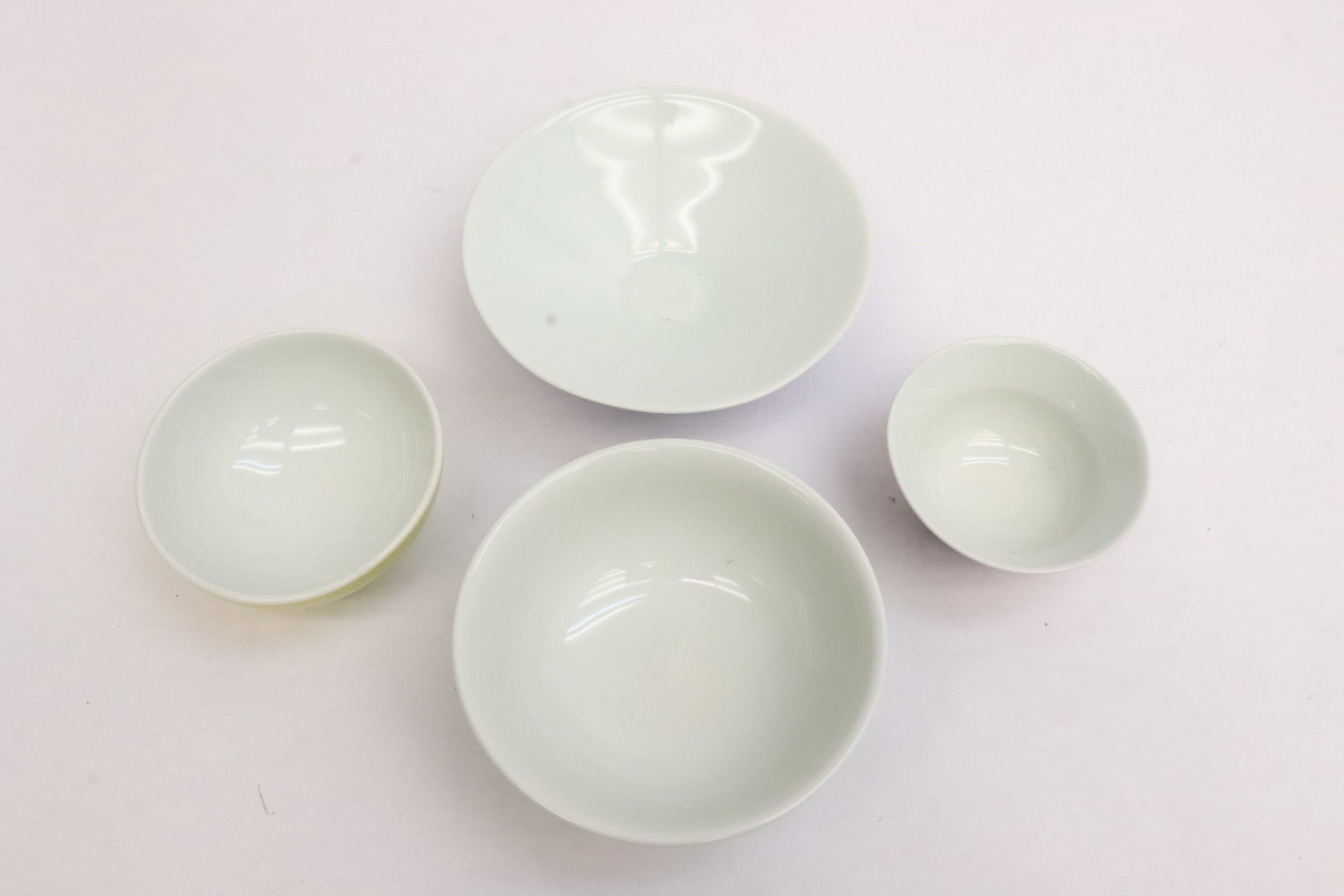 4 Chinese single color porcelain bowls: 4 Chinese single color porcelain bowls, 1.6"x3.2"dia - 1.7"x5.35"dia