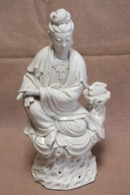 Chinese mid-20th century blanc de shin sculpture