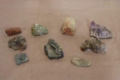 Lot of geos and fossils