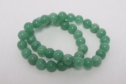Jadeite like bead necklace