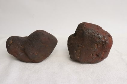 2 meteorite like stones