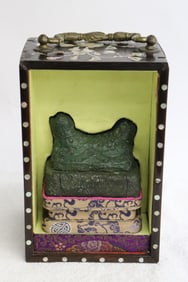 Chinese Han bronze seal in antique rosewood box, c100AD