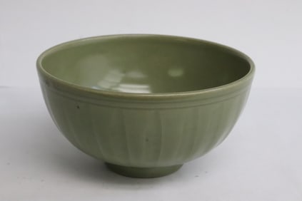 A Song style celadon bowl