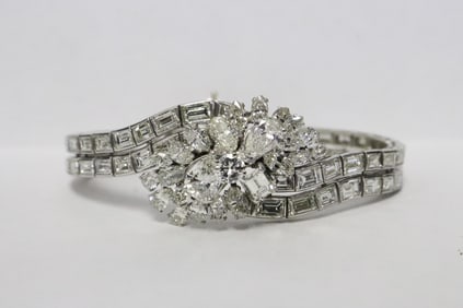 platinum diamond bracelet w/ GIA certificate