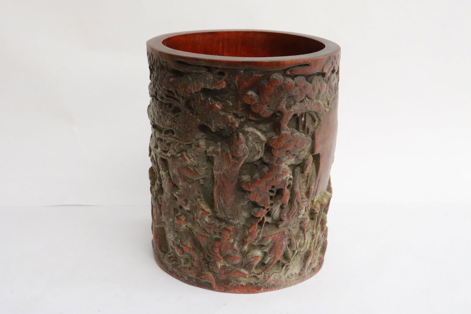 Fine Chinese bamboo carved brush holder (1 of 10)