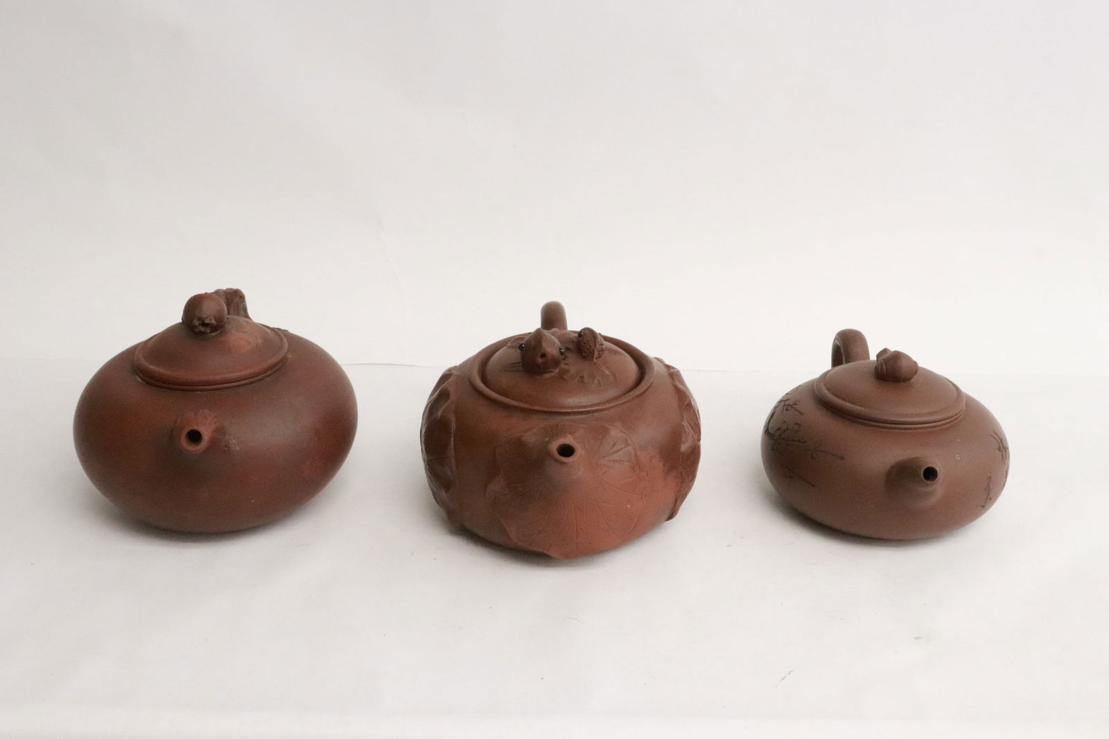 3 Yixing teapots (1 of 10)