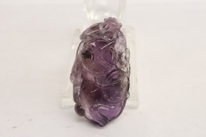 Fine Chinese amethyst carved ornament